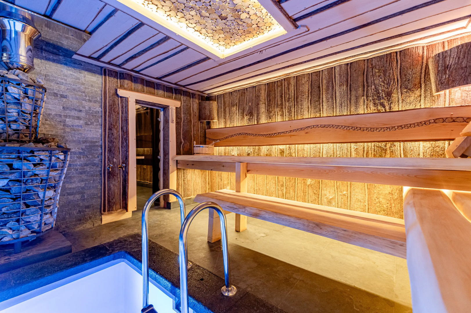 Частный Дом с Баней и Бассейном в Ликино