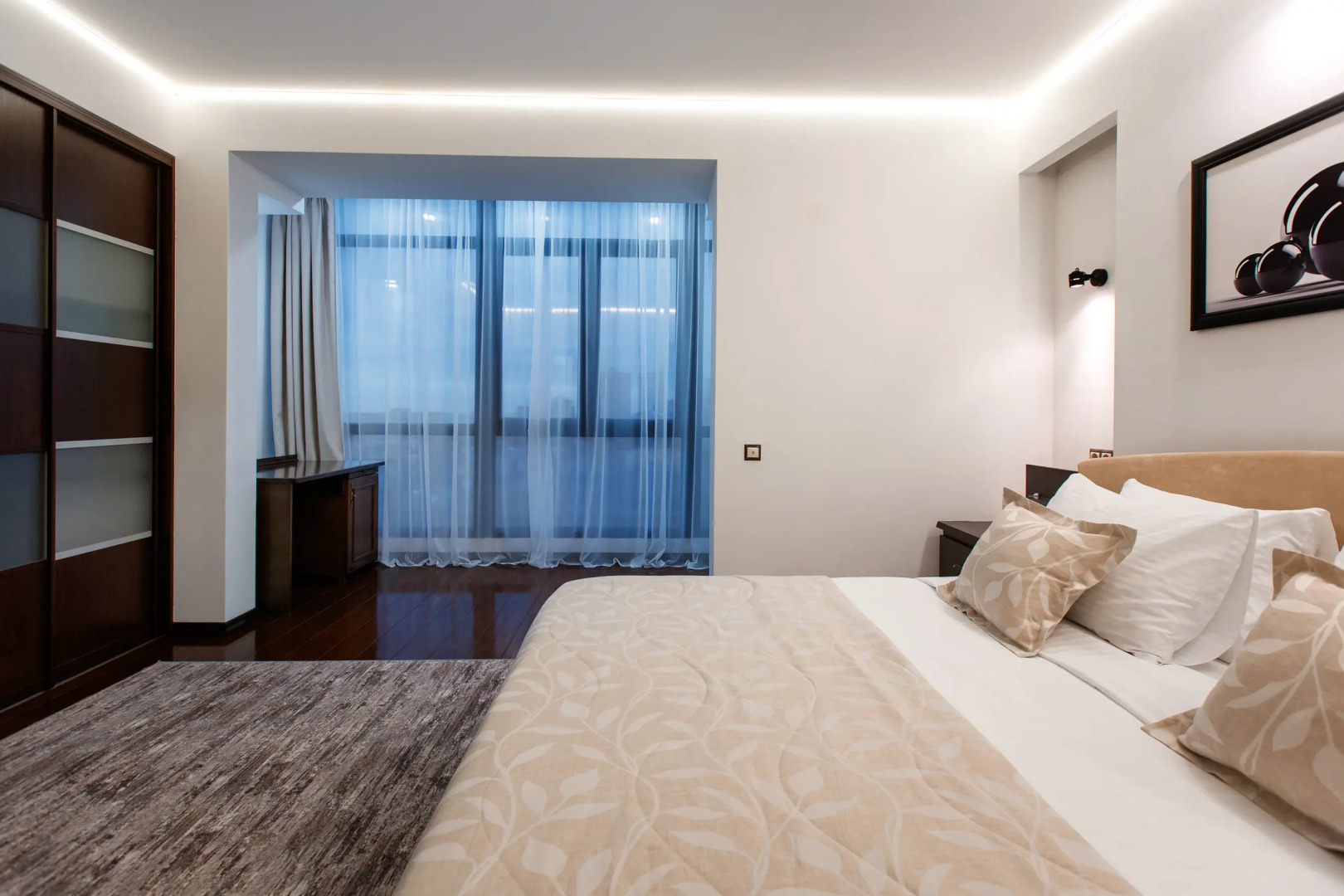 Апартаменты Трехкомнатные на Светлане