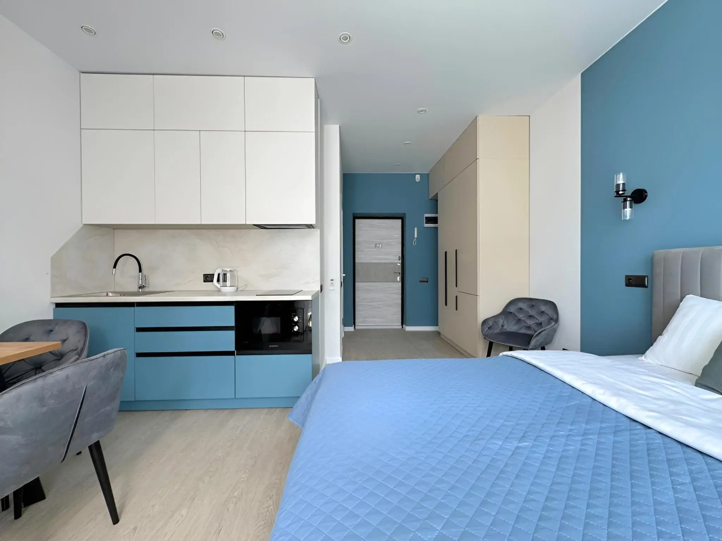 Апартаменты Дизайнерская Студия с Видом на Море