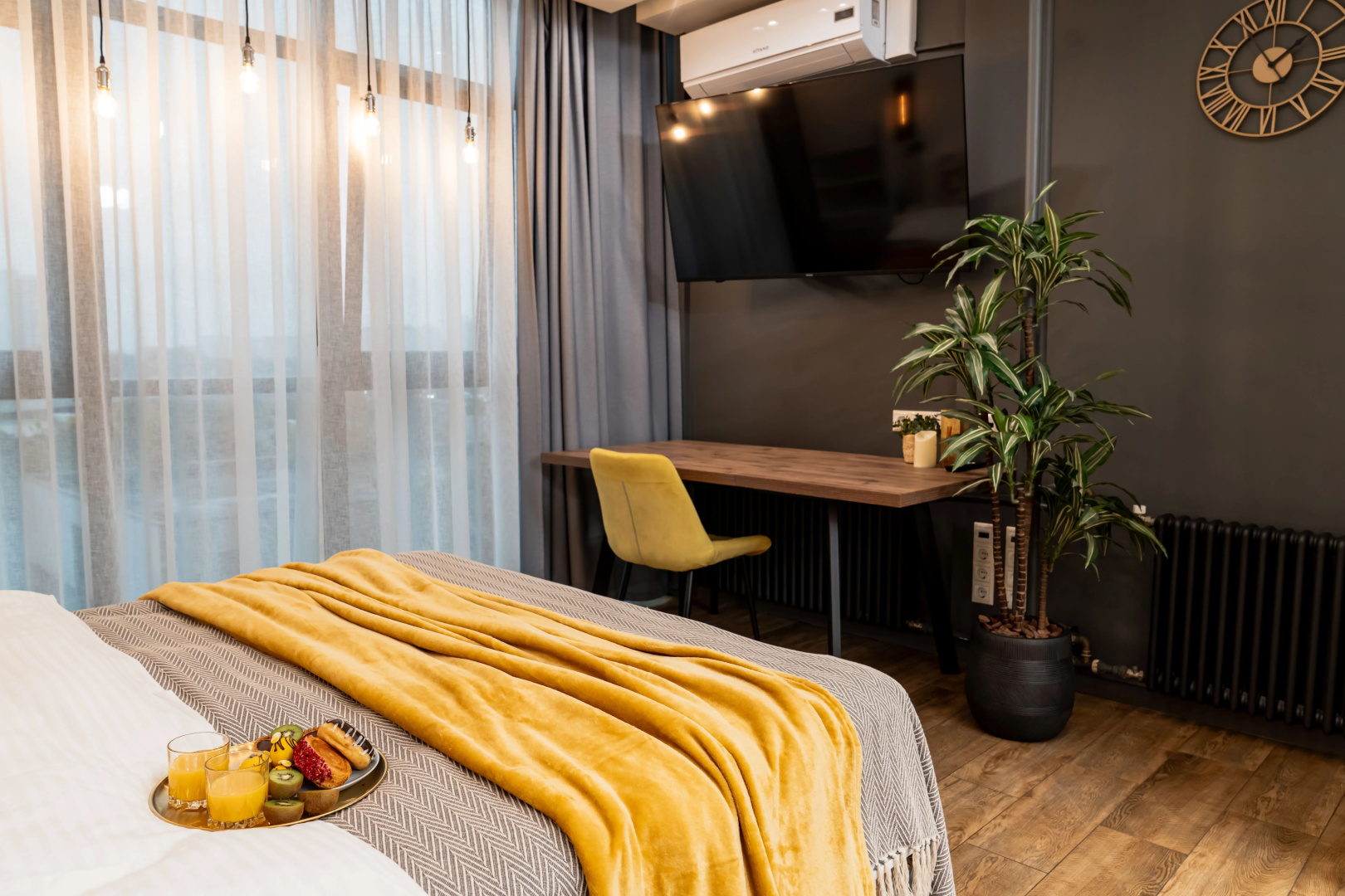 Апартаменты SKY INN Color Gold