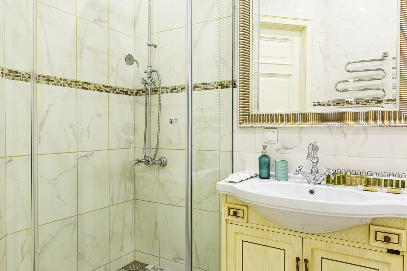 Апартаменты LetYourFlat Colibri