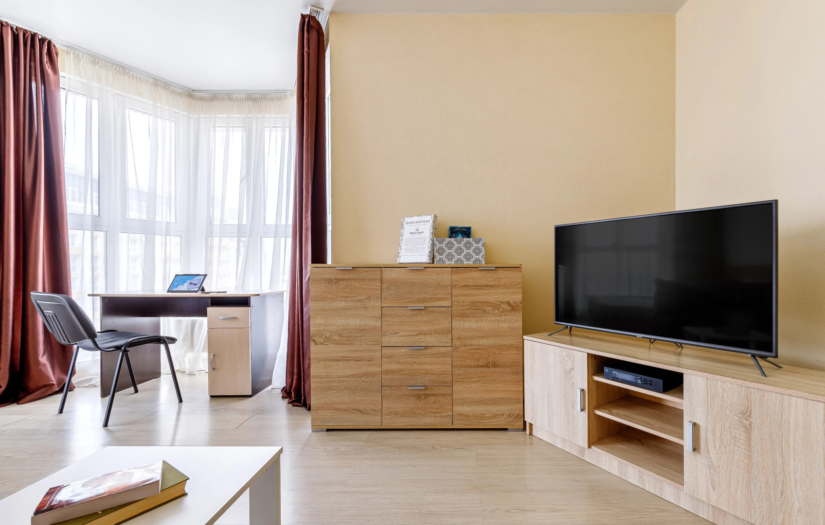 Апартаменты с видом с 70 метров, который сведет с ума  Панорамный балкон Lounge зона