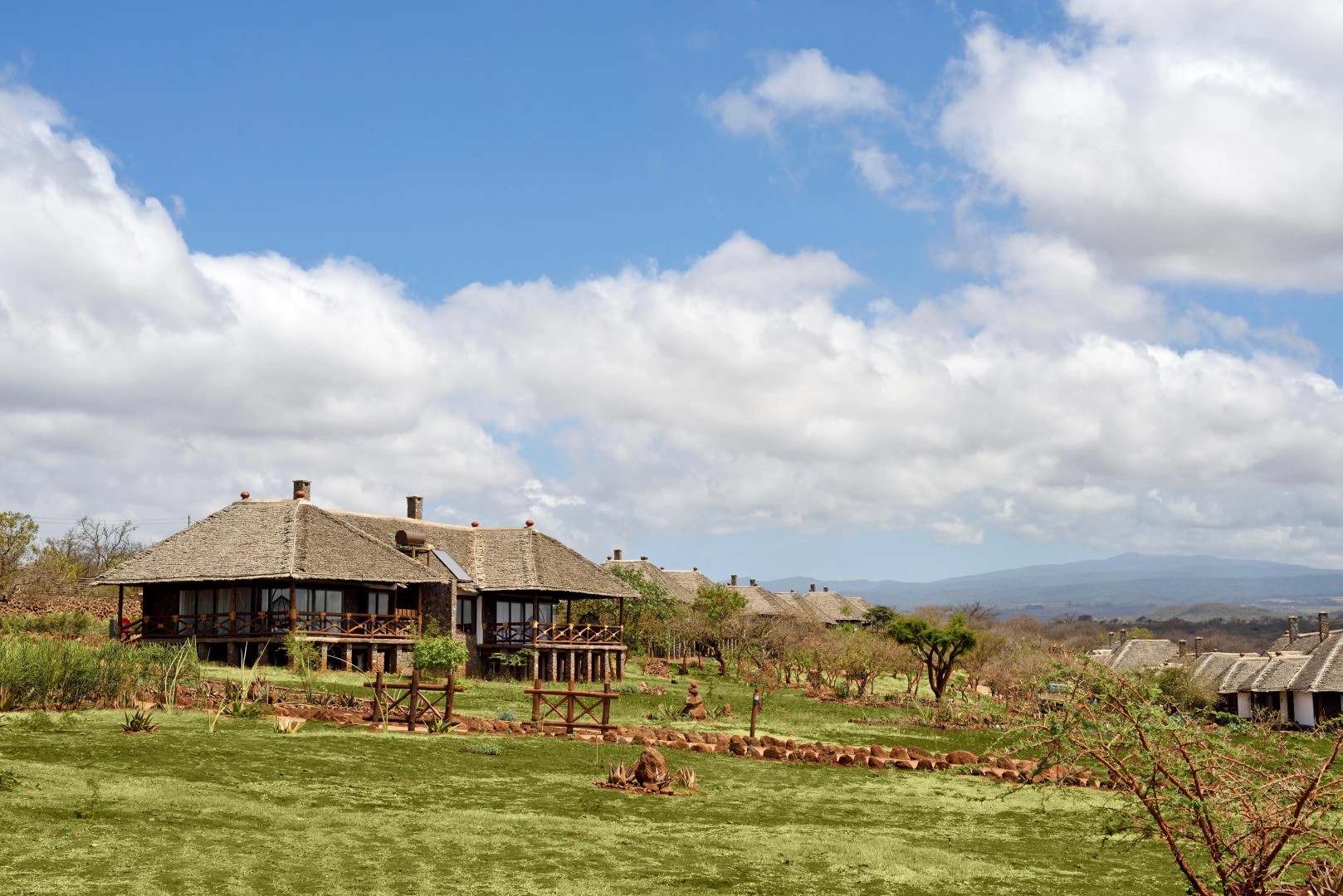 Отель Lake Manyara Kilimamoja Lodge