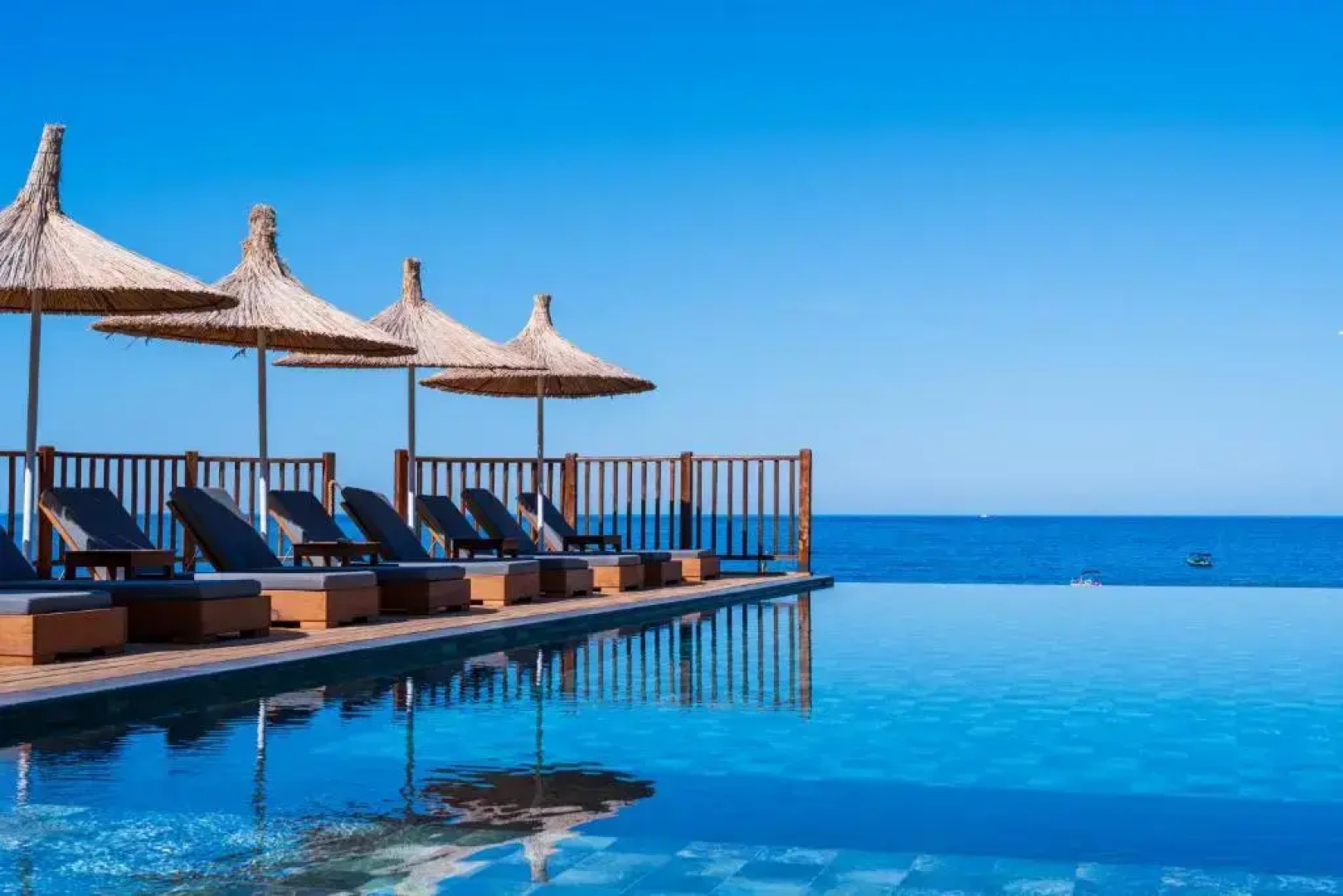 Sea Valley Lodge