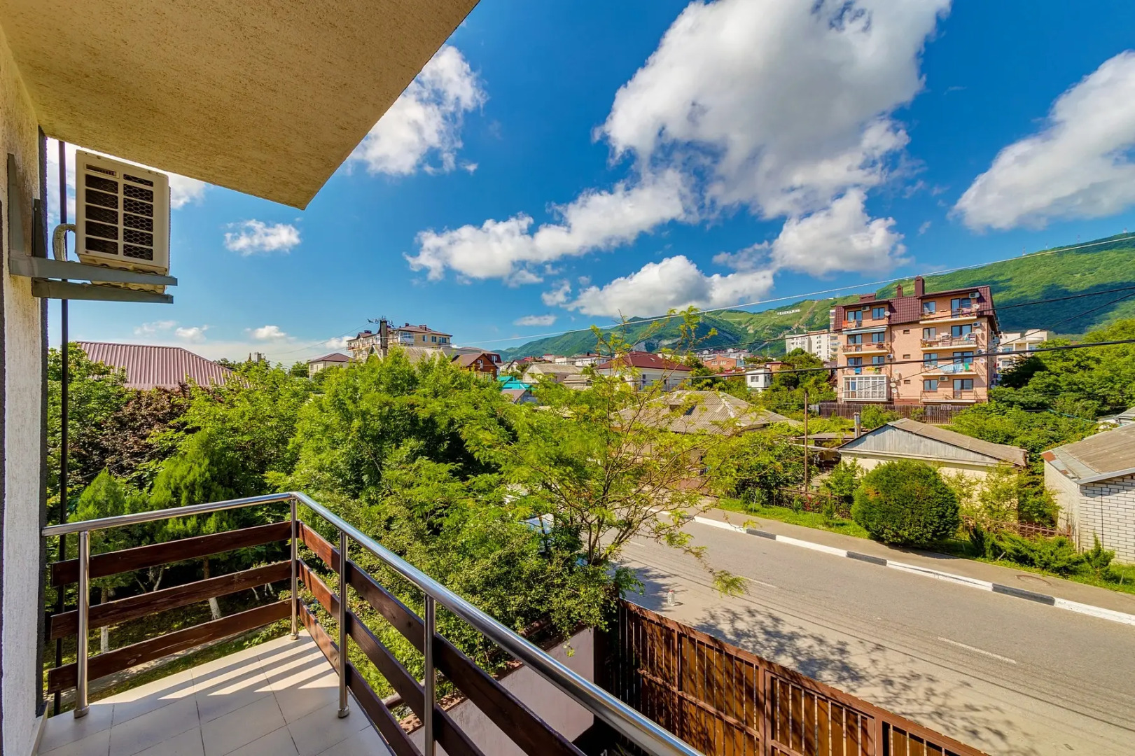 Гостевой Дом на Красных Партизан 66