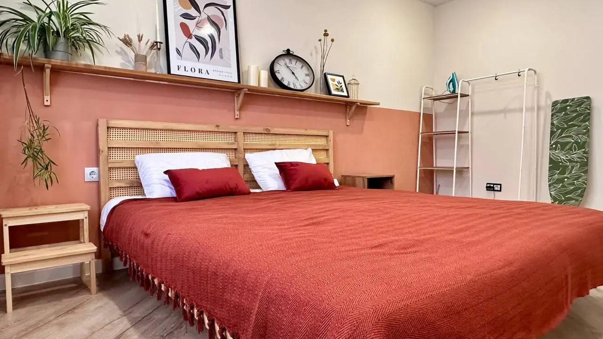 Апартаменты ArendaGrad Бакунина 10в