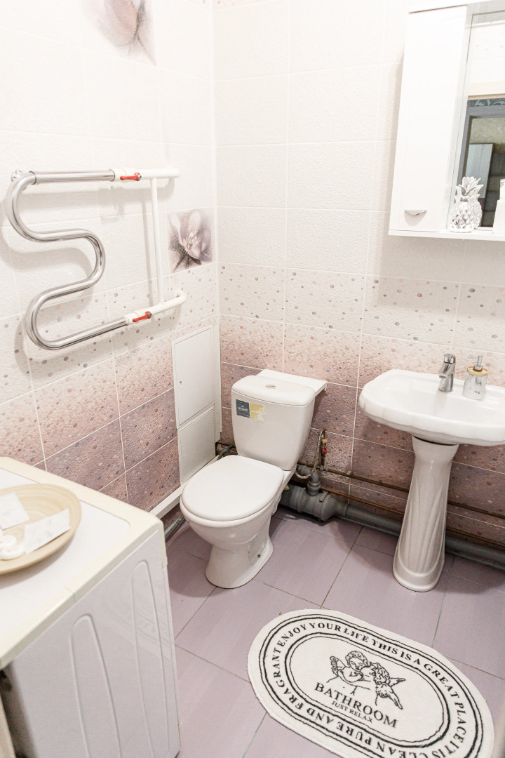 Апартаменты Притомский 13