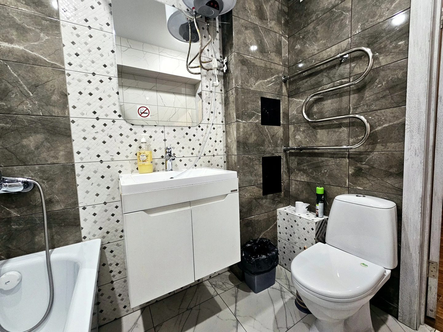 Квартира Братская 4