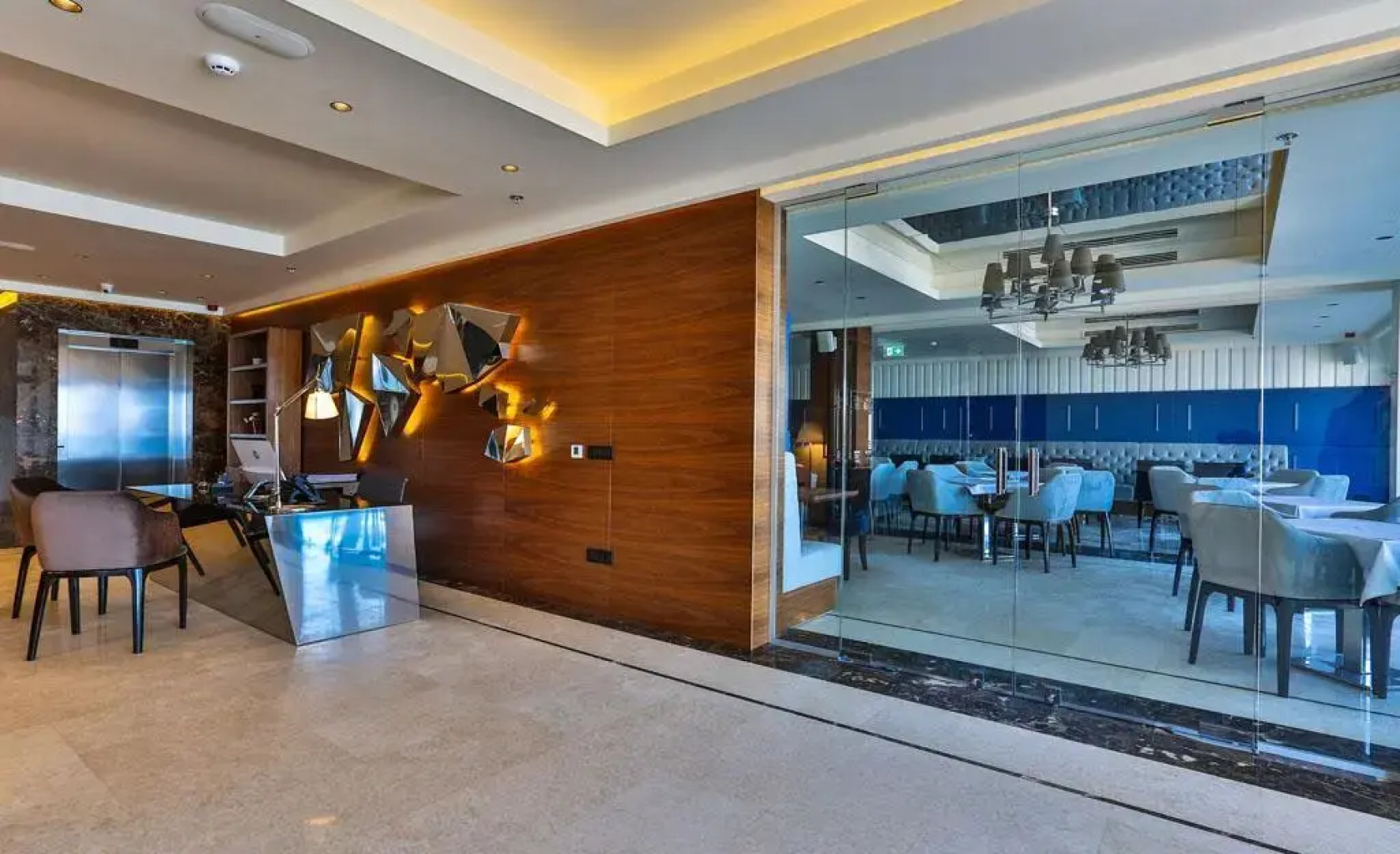 Отель California by Aycon