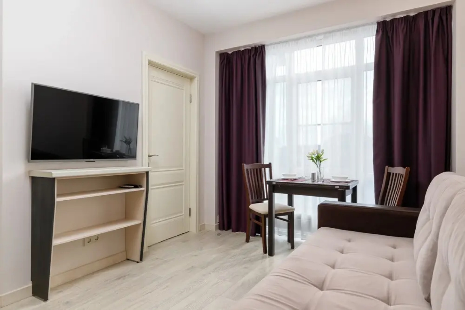 Апартаменты GeoApart Цветочная 30 8