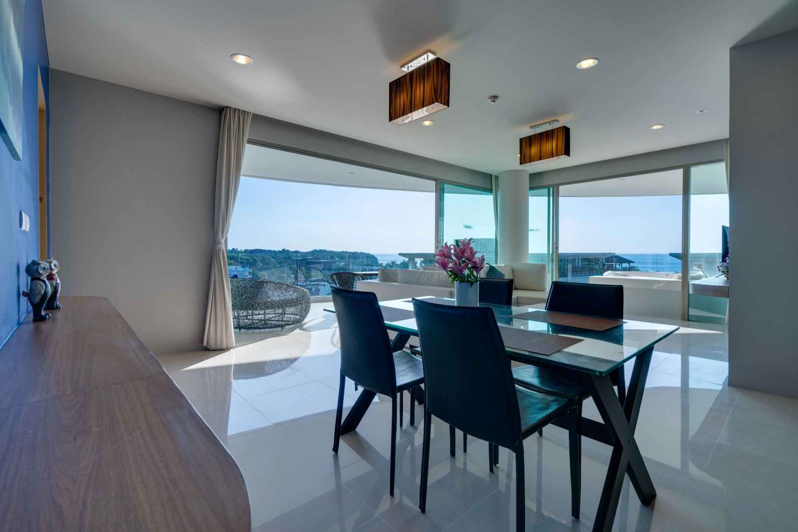 Апартаменты Veloche Group by Continent