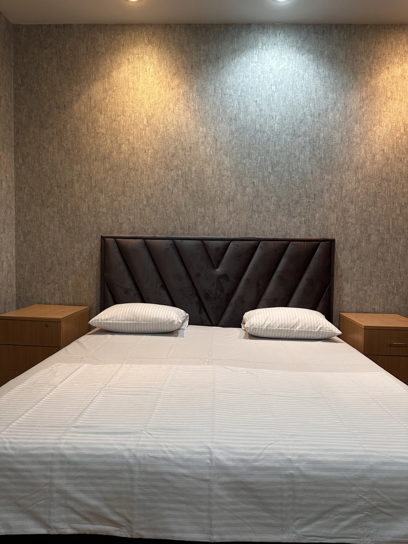 Отель Ревивал