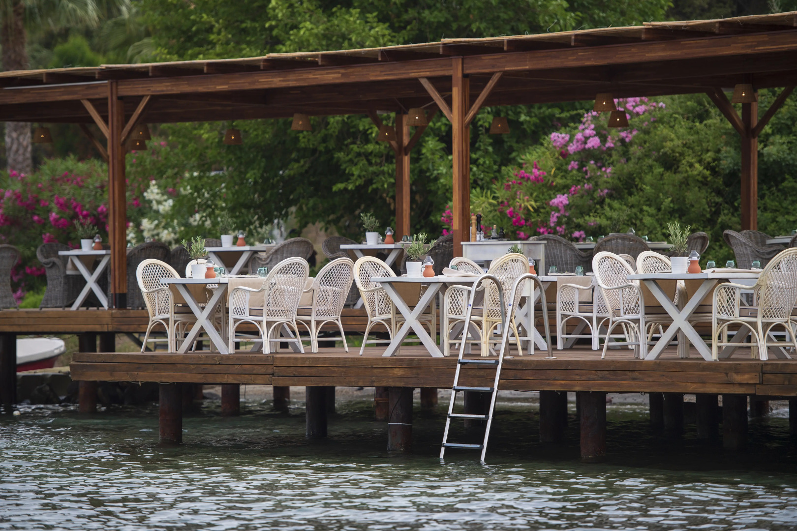 Отель Cape Bodrum Luxury Hotel & Beach