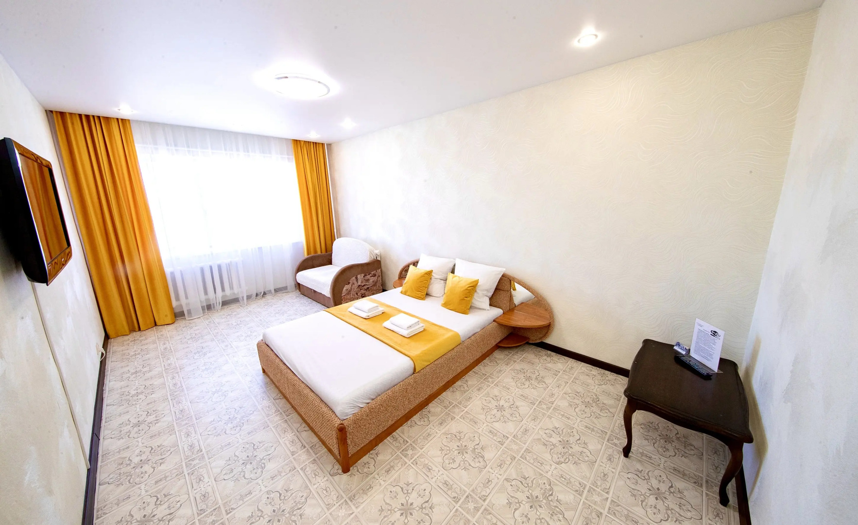 Апартаменты FSF Однушка В Мирном 6/3-Бесконтактный заезд