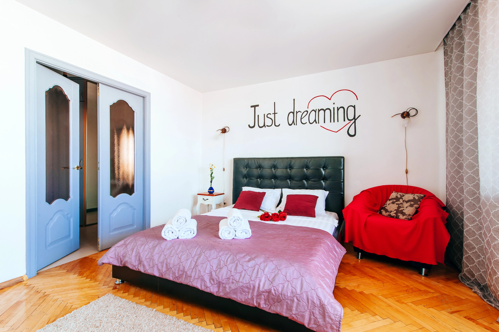 Апартаменты Немига 12