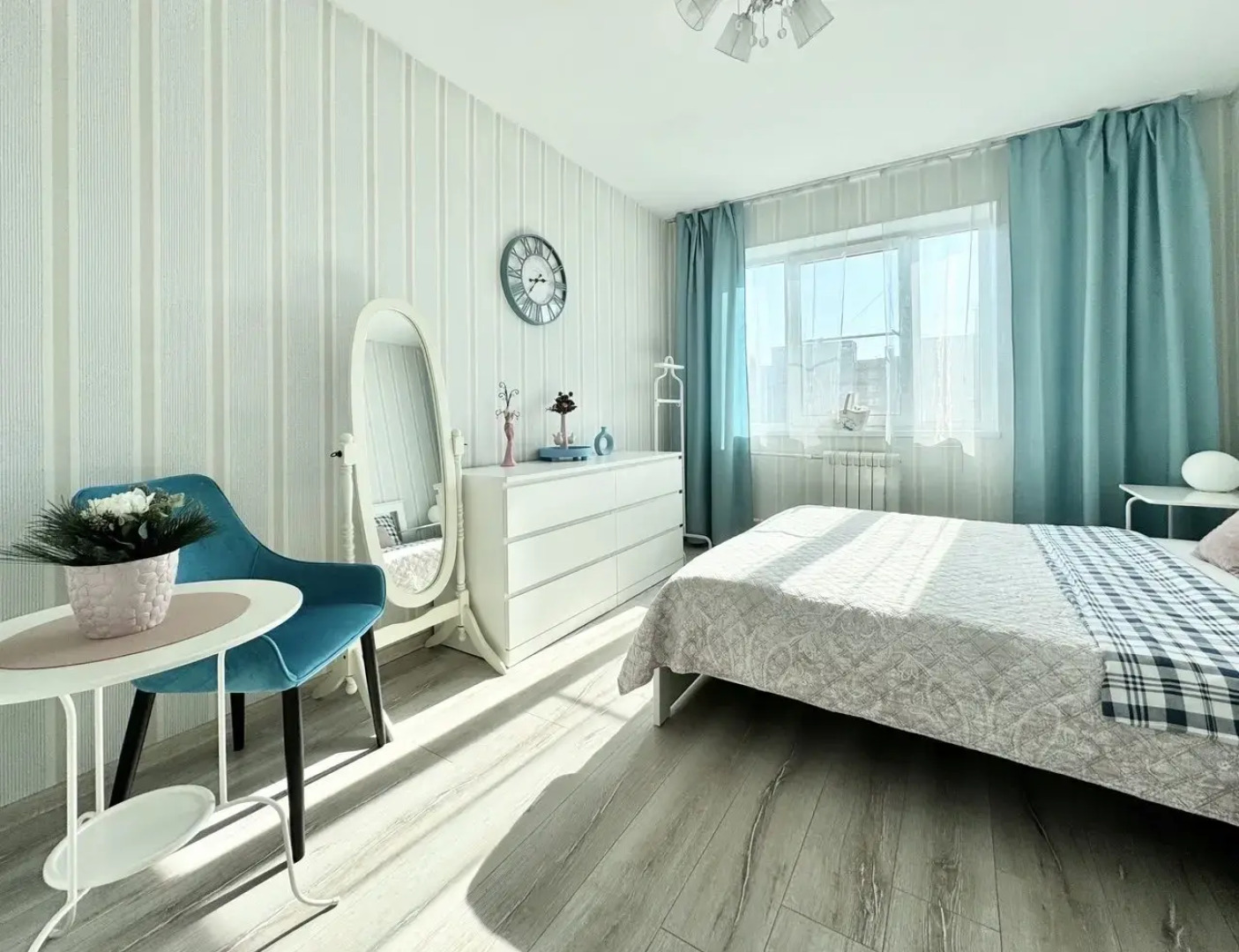 Квартира InRoomSPb на Просвещения