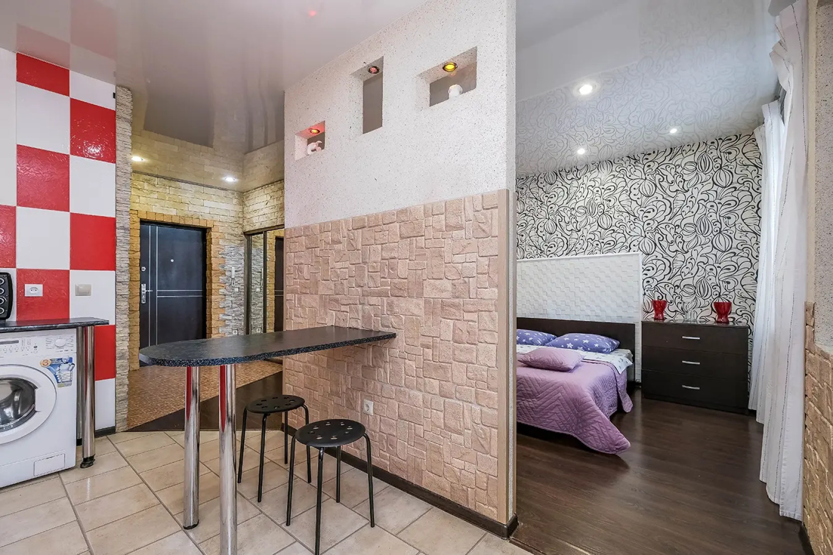 Квартира рядом с Мнтк им. Федорова и Ск Заря