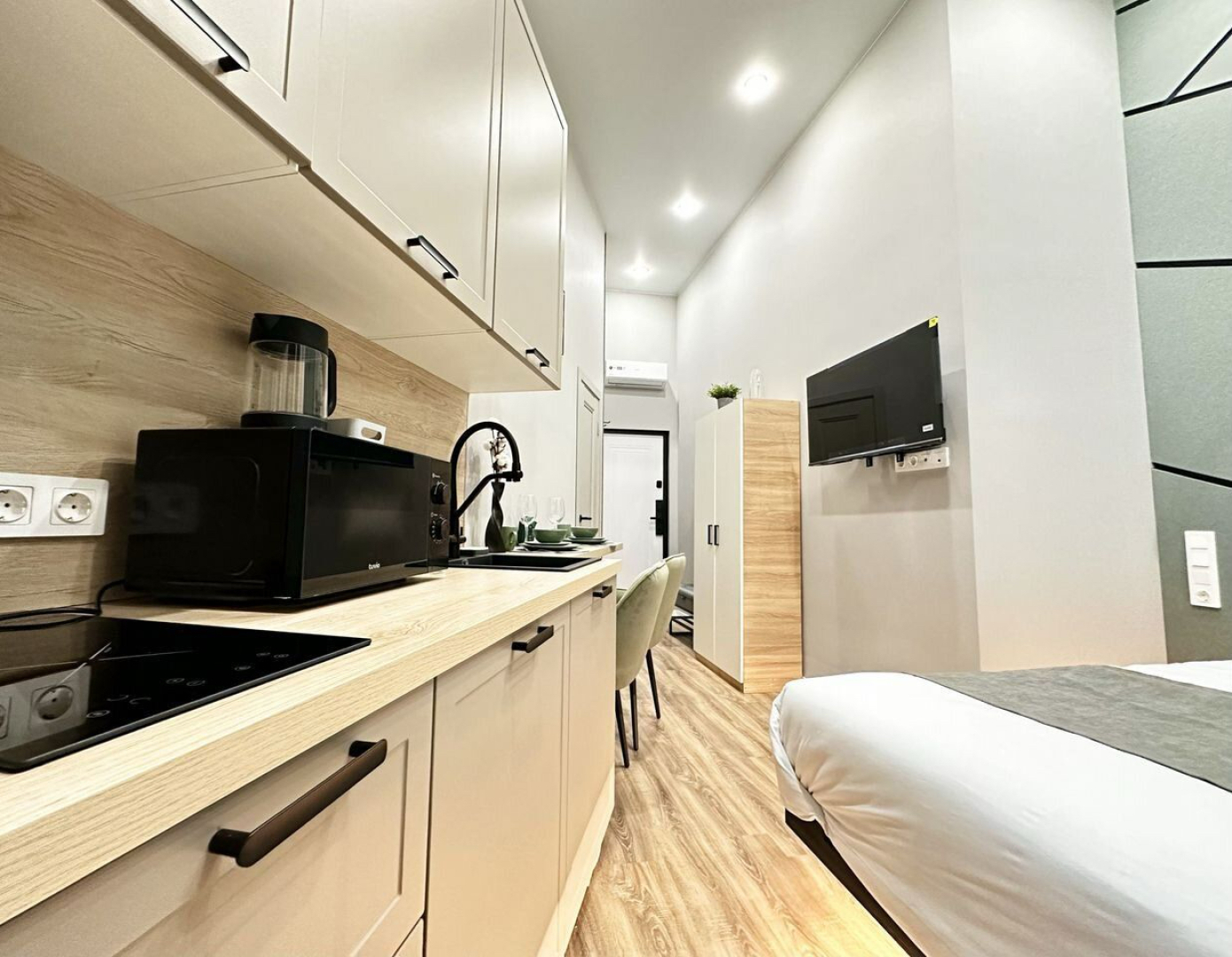 Апартаменты Комфорт+ 2 гостя около Кремля с видом на центр города