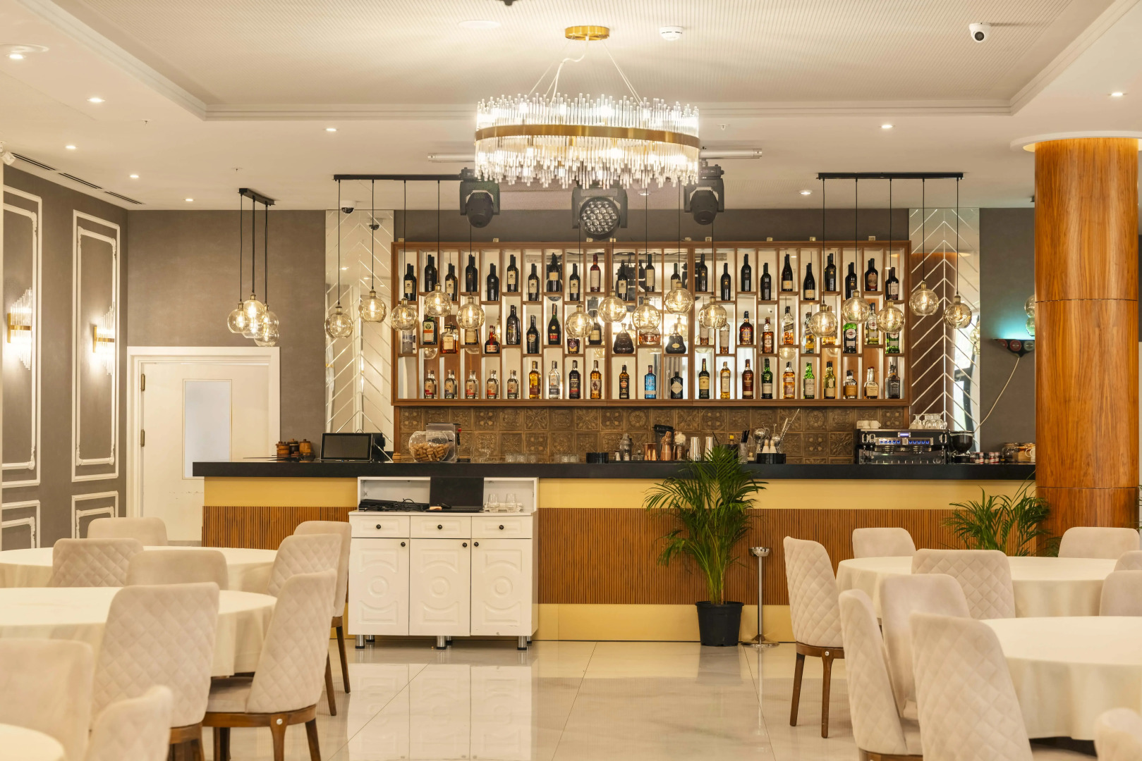 Курортный отель Mosavali