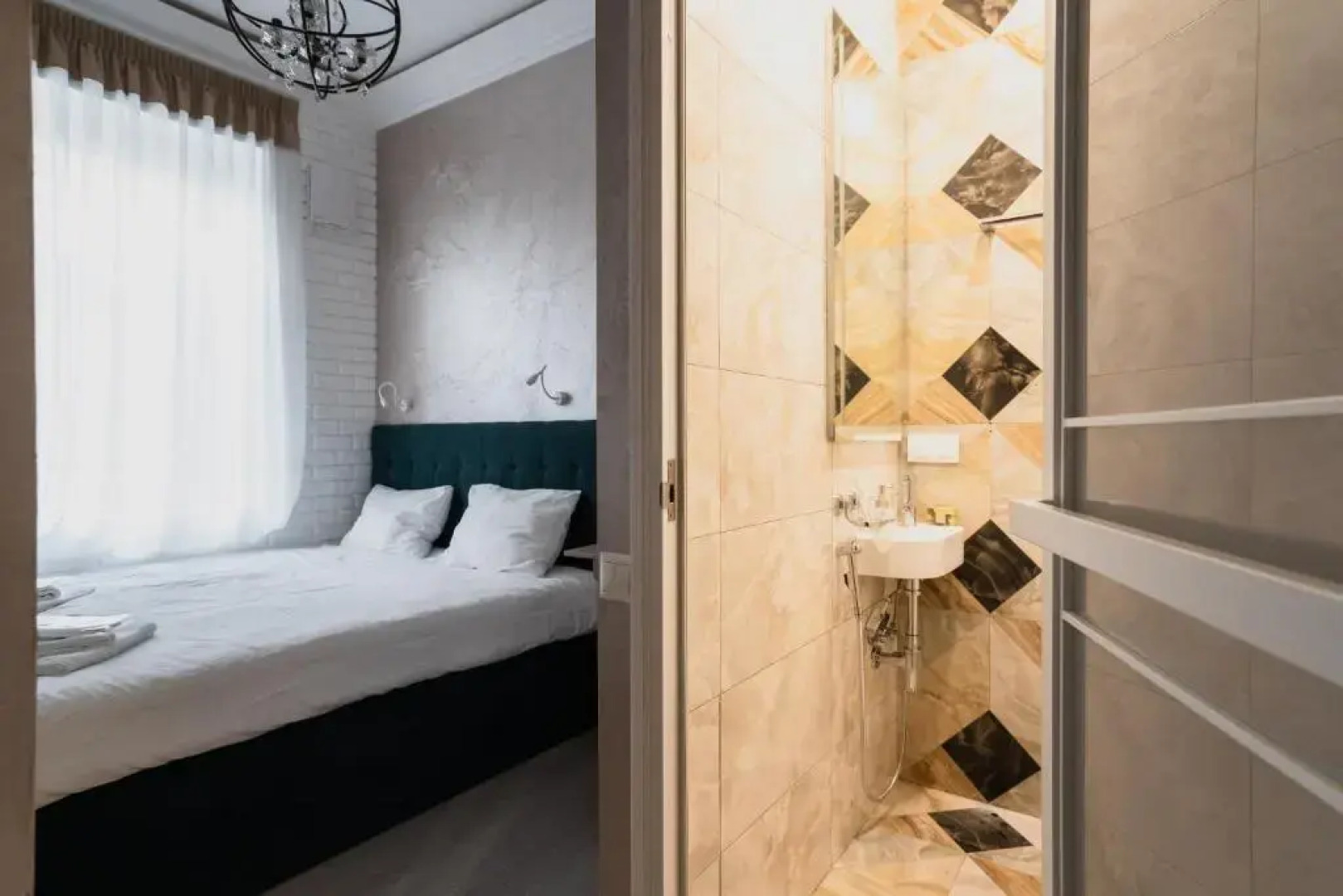 Отель Guest House 16/8