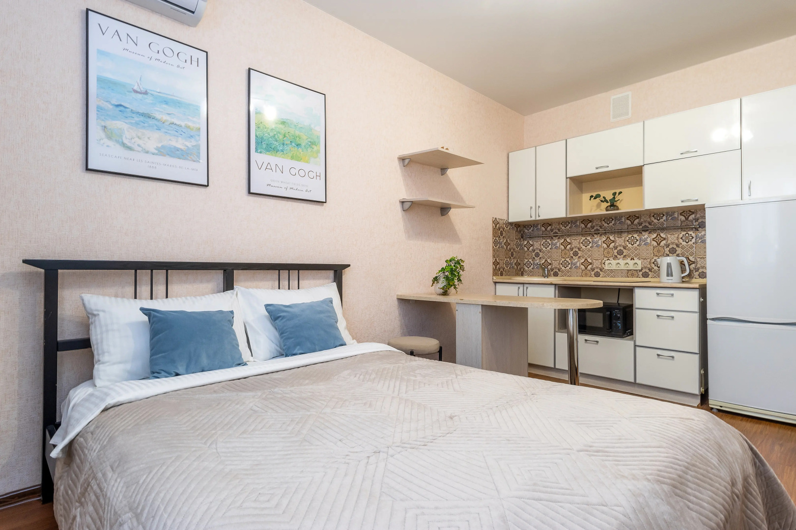 Апартаменты в ЖК Бурнаковский