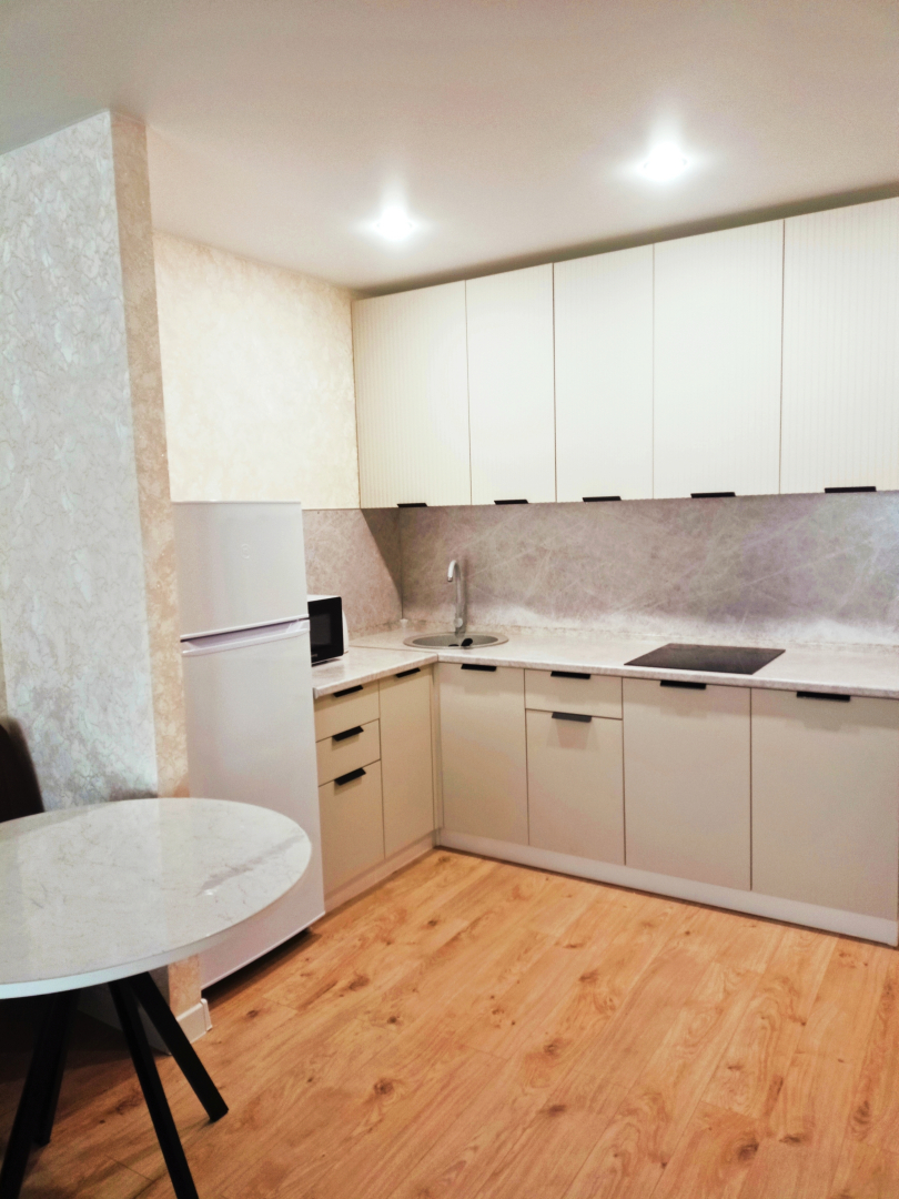 Апартаменты студия 9 на Симанина 14