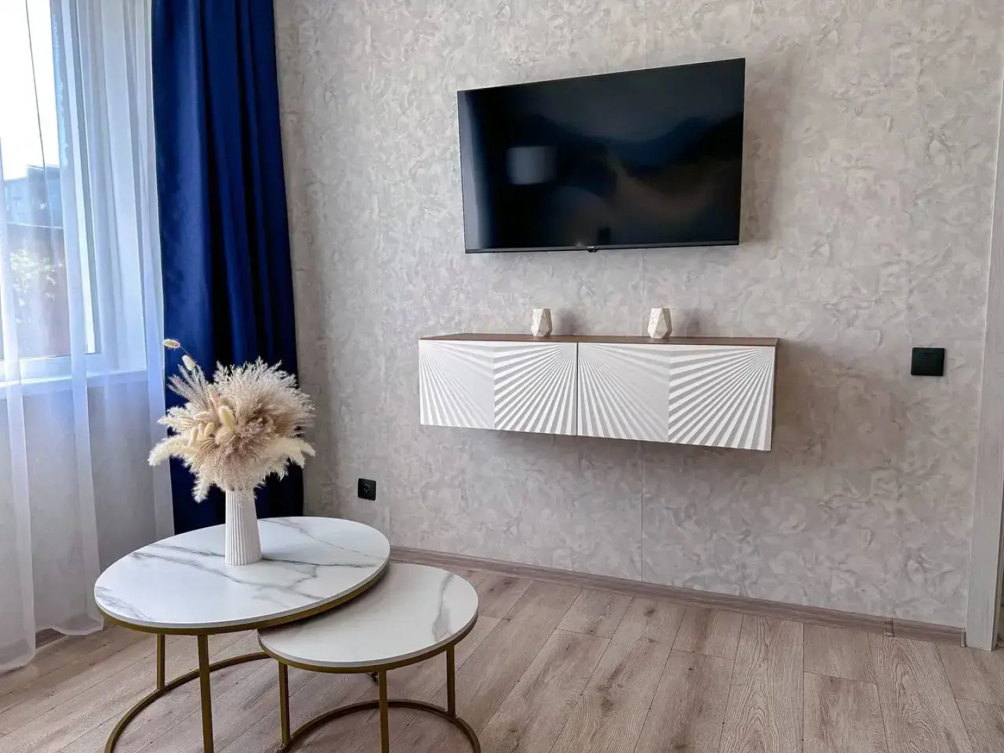 Квартира с двуспальной кроватью и круглосуточным заселением сеть Как дома