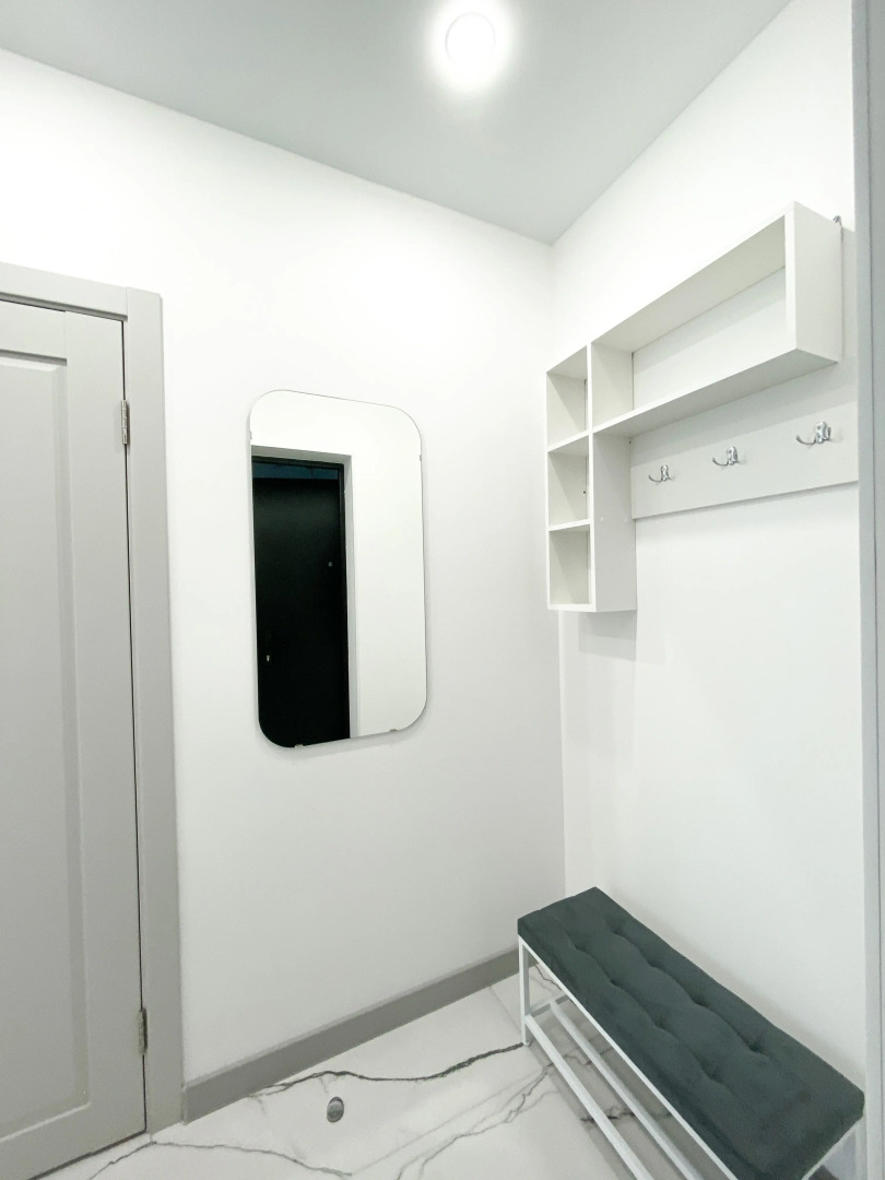 Апартаменты-студия 30 кв.м. с двуспальным диваном и балконом, с 3 по 6 этаж