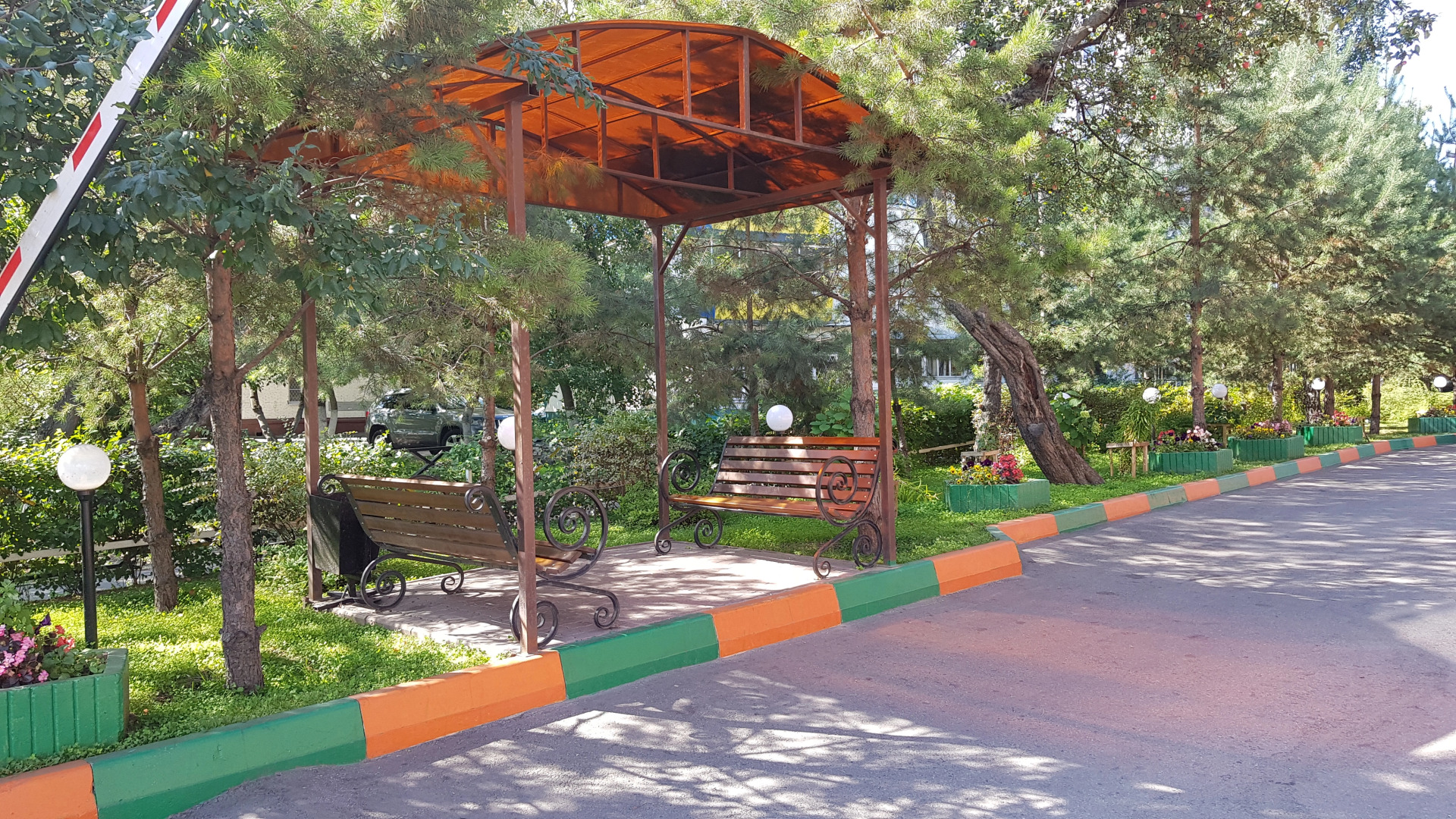 Отель Корона