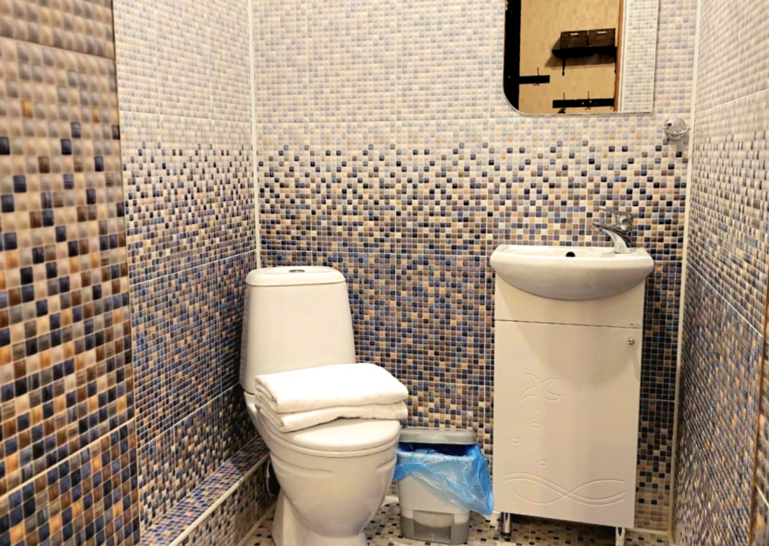 Семейные апартаменты в центре рядом с метро и набережной озера Кабан