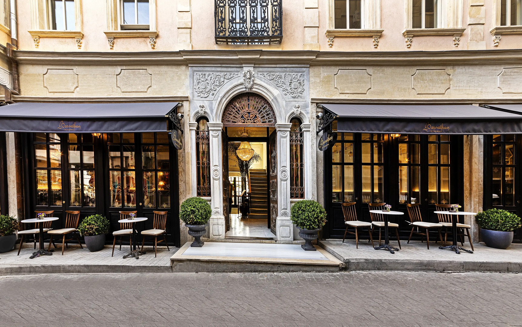 Meroddi Barnathan Hotel