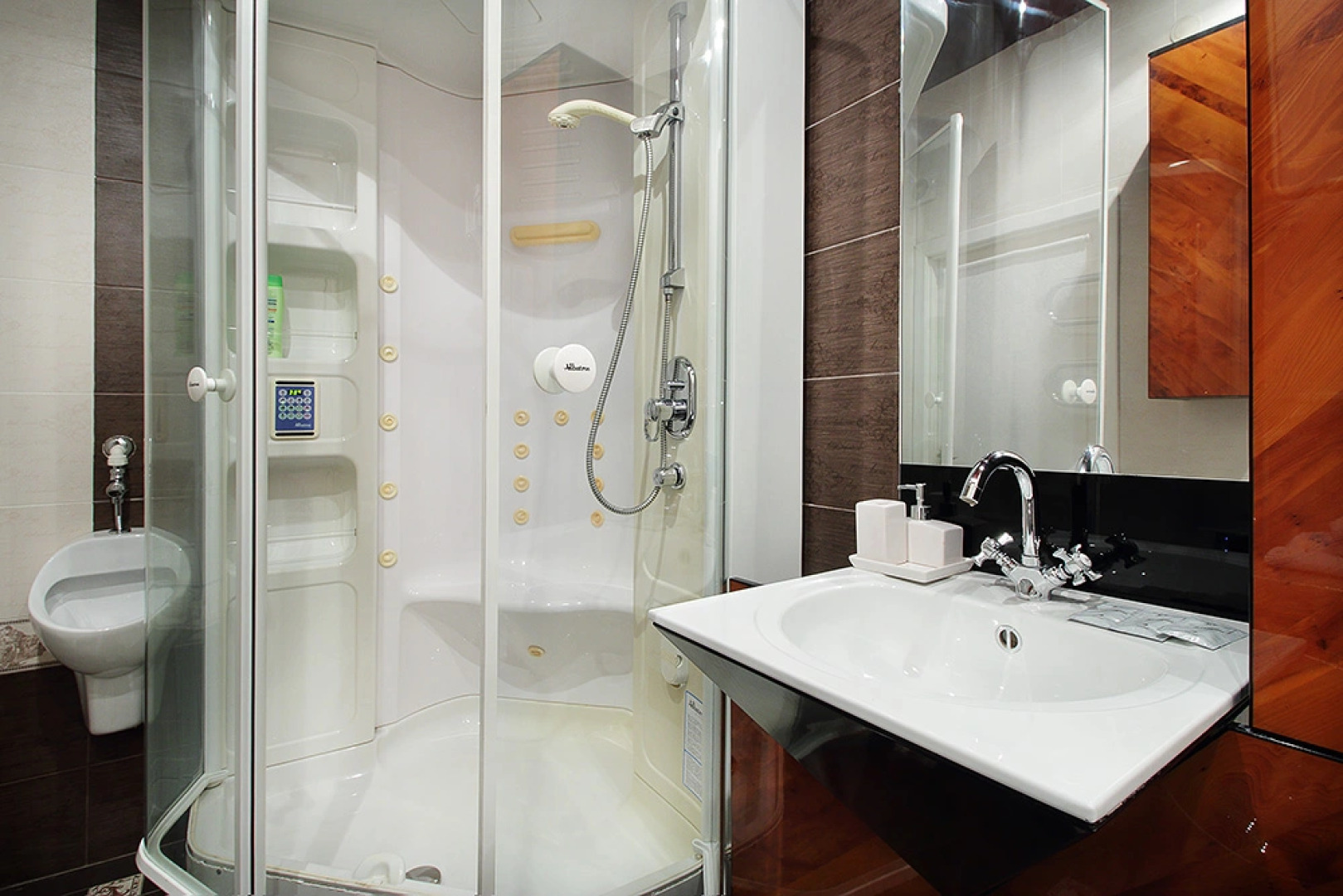 Апартаменты на улице Кирова 5