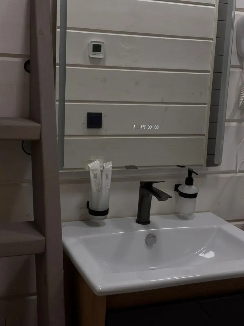 Отель Klever Village