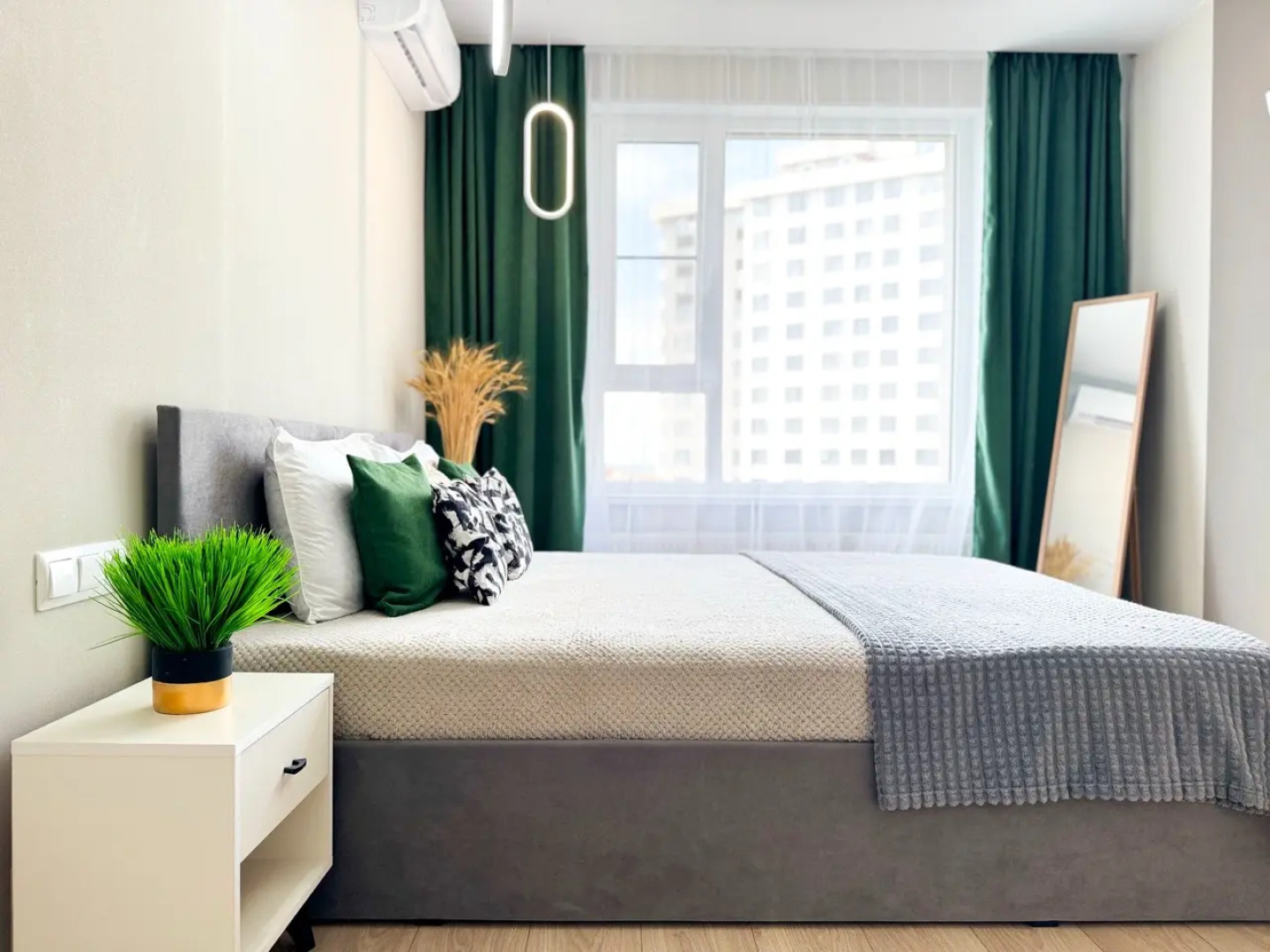 Апартаменты Like Home ЖК Метро-Парк