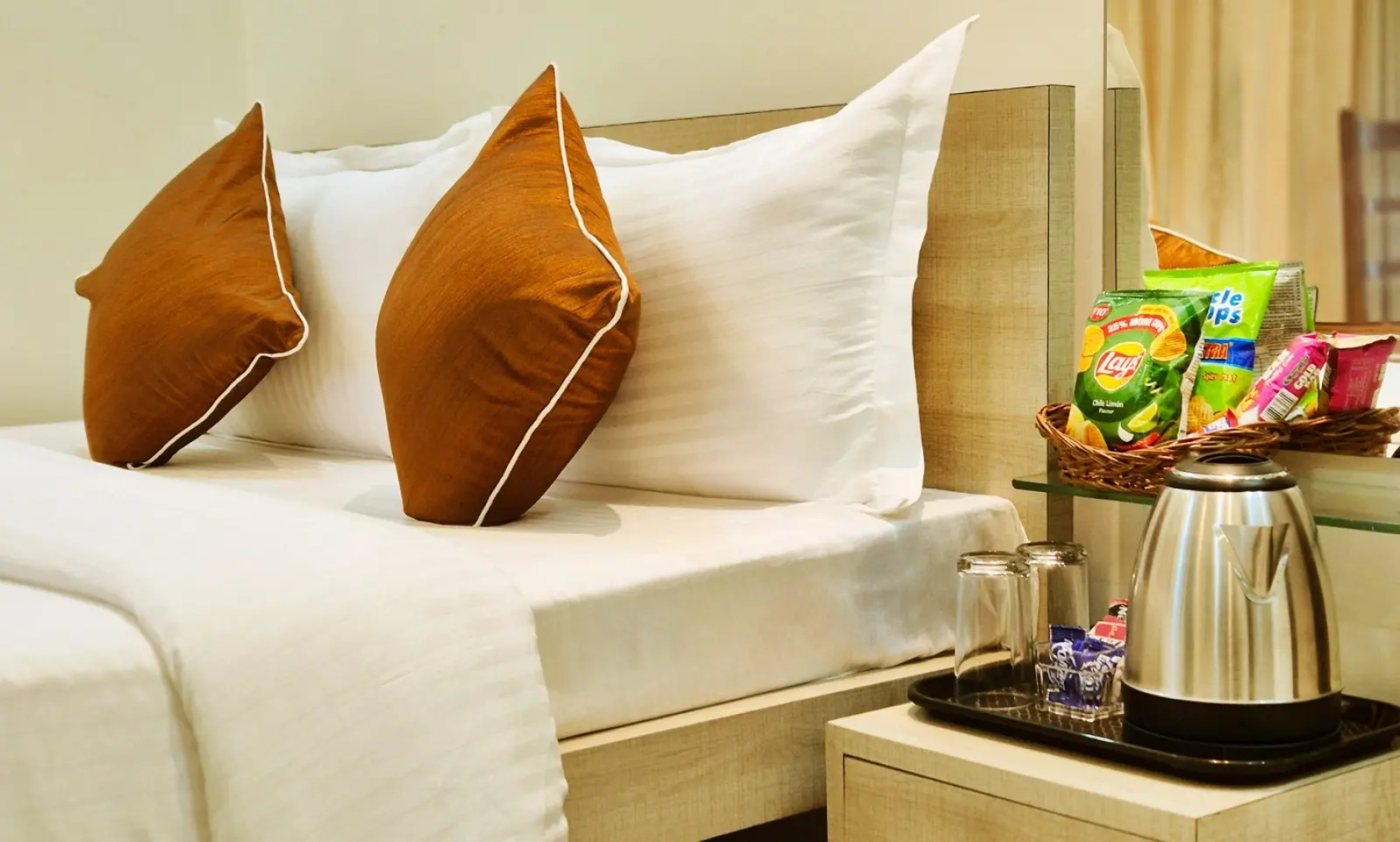 Отель Best Inn By Book Meri