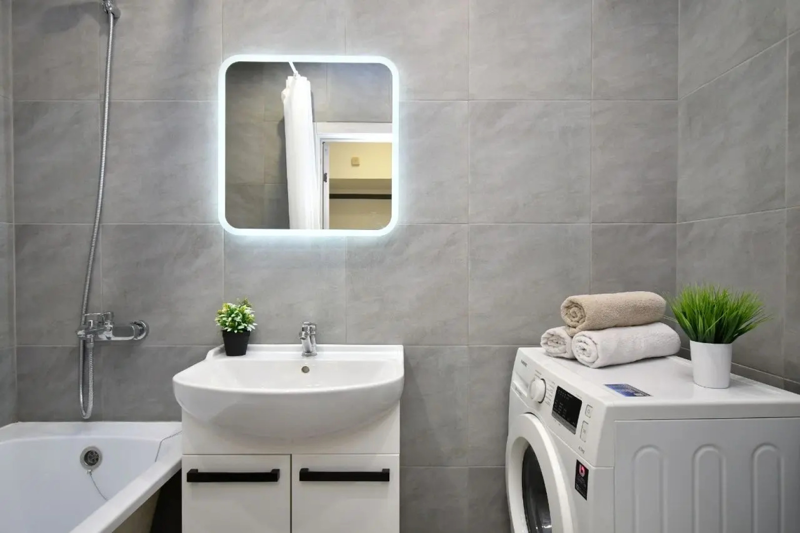 Квартира уютная возле НИИ Медицинских проблем Севера