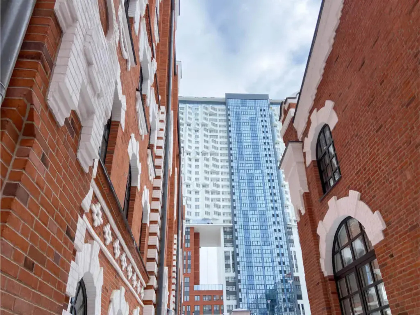 Апартаменты Солнечная студия 1 в ЖК Мельница