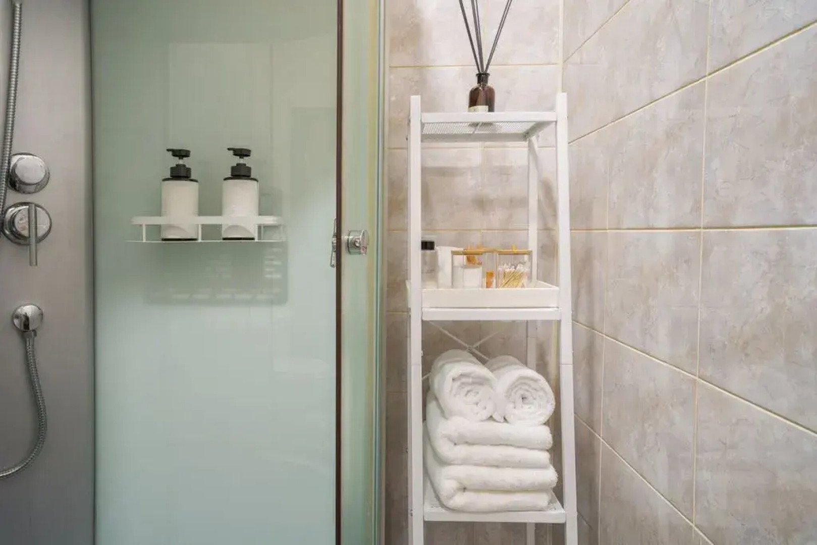 Квартира Granada Светлая красивая двухкомнатная