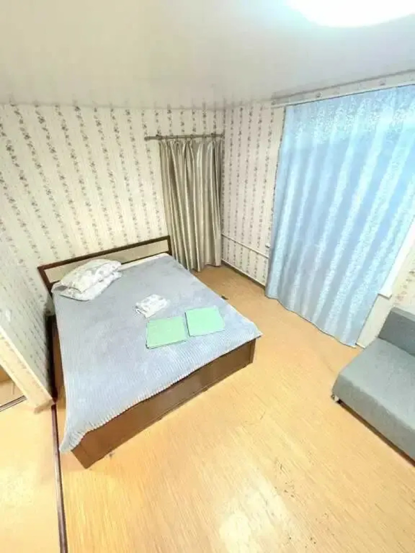 Апартаменты на Карла Маркса 115-1