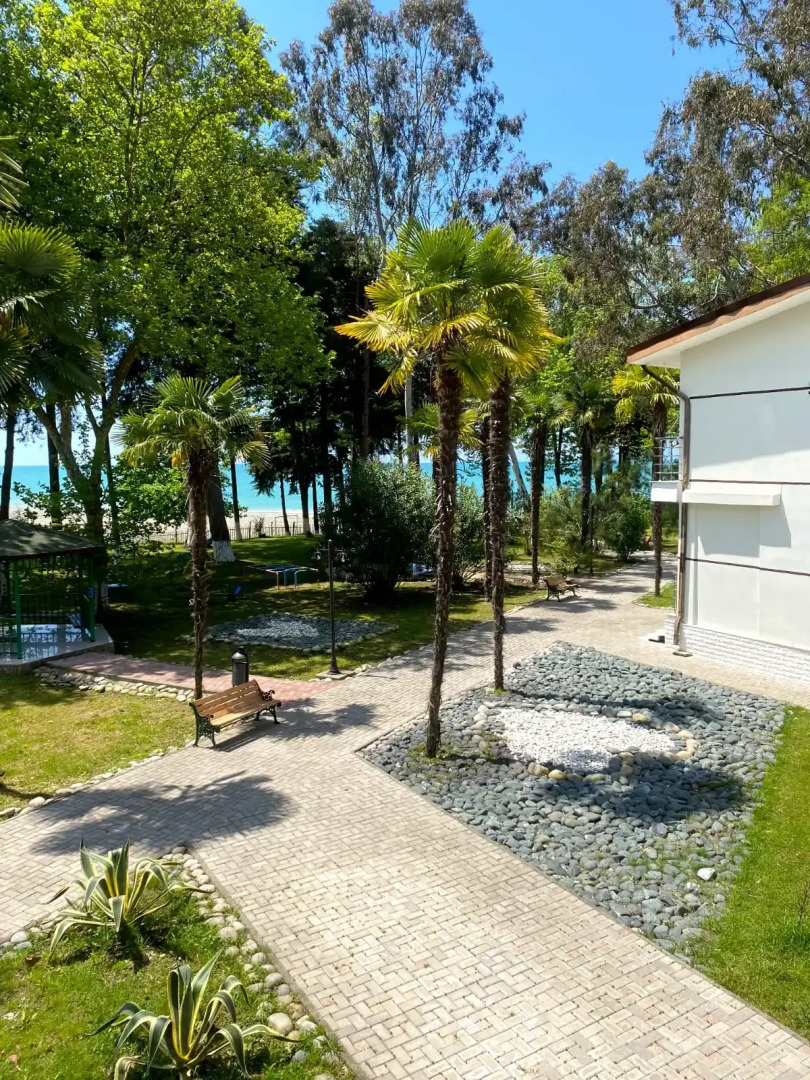 Отель Агудзера