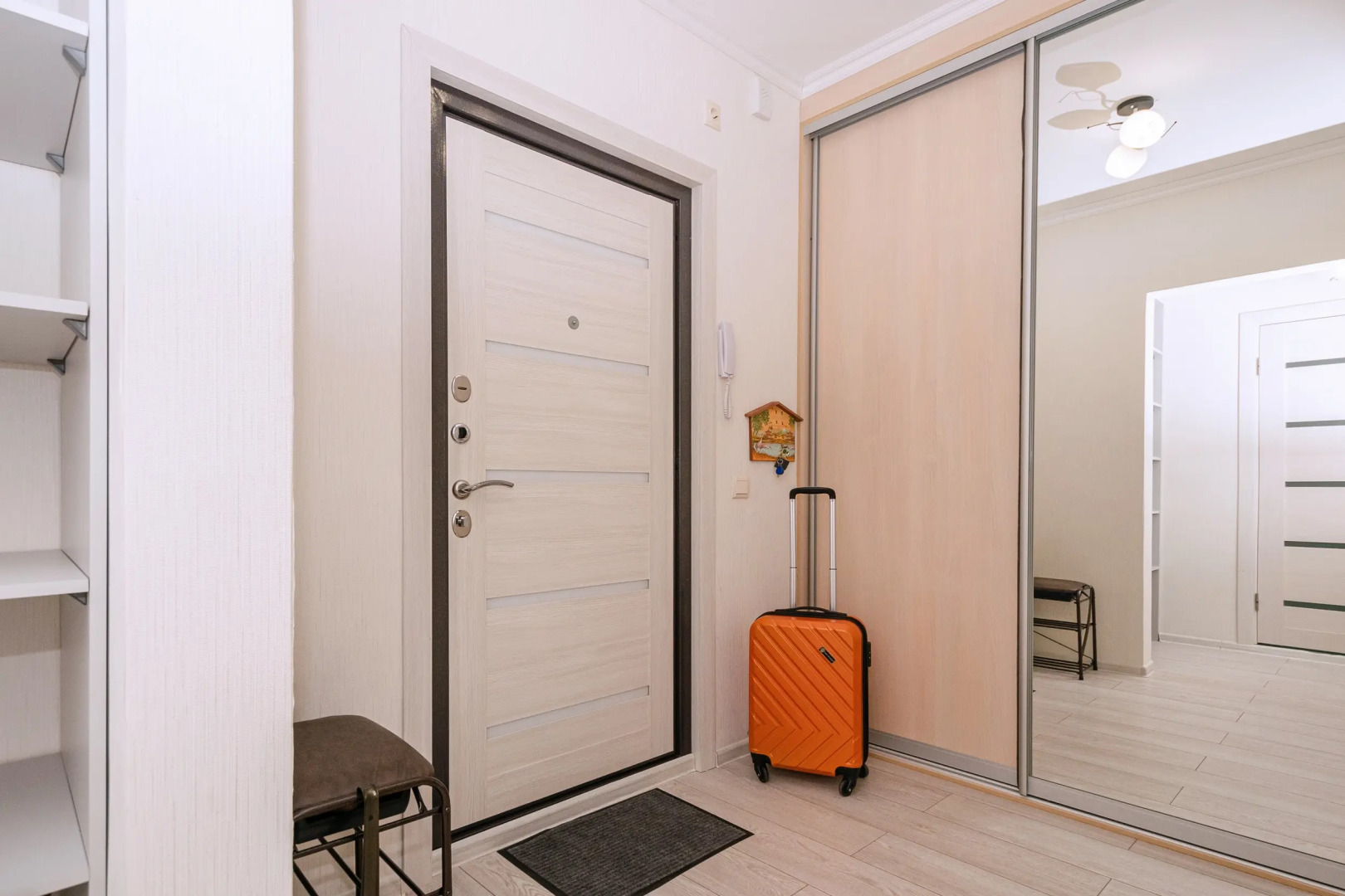 Апартаменты В ЖК Танеева Парк