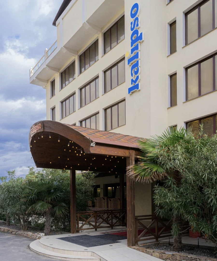 Отель Калипсо