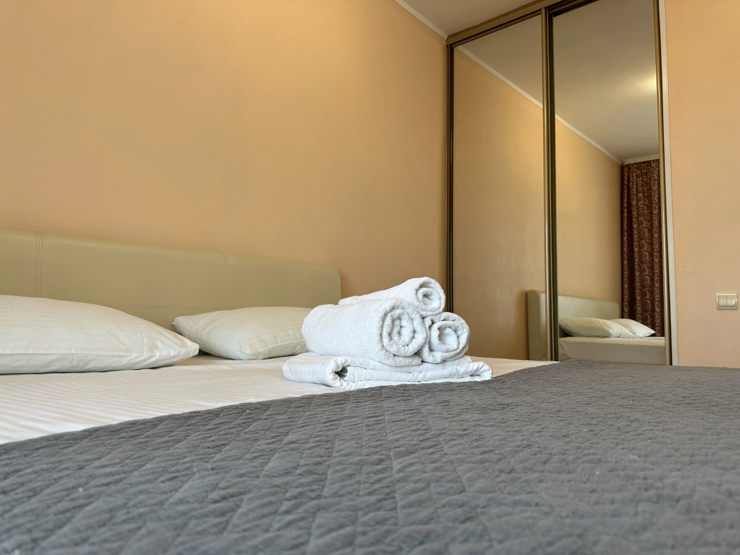 Квартира на Фастовской 14 с видом на бухту