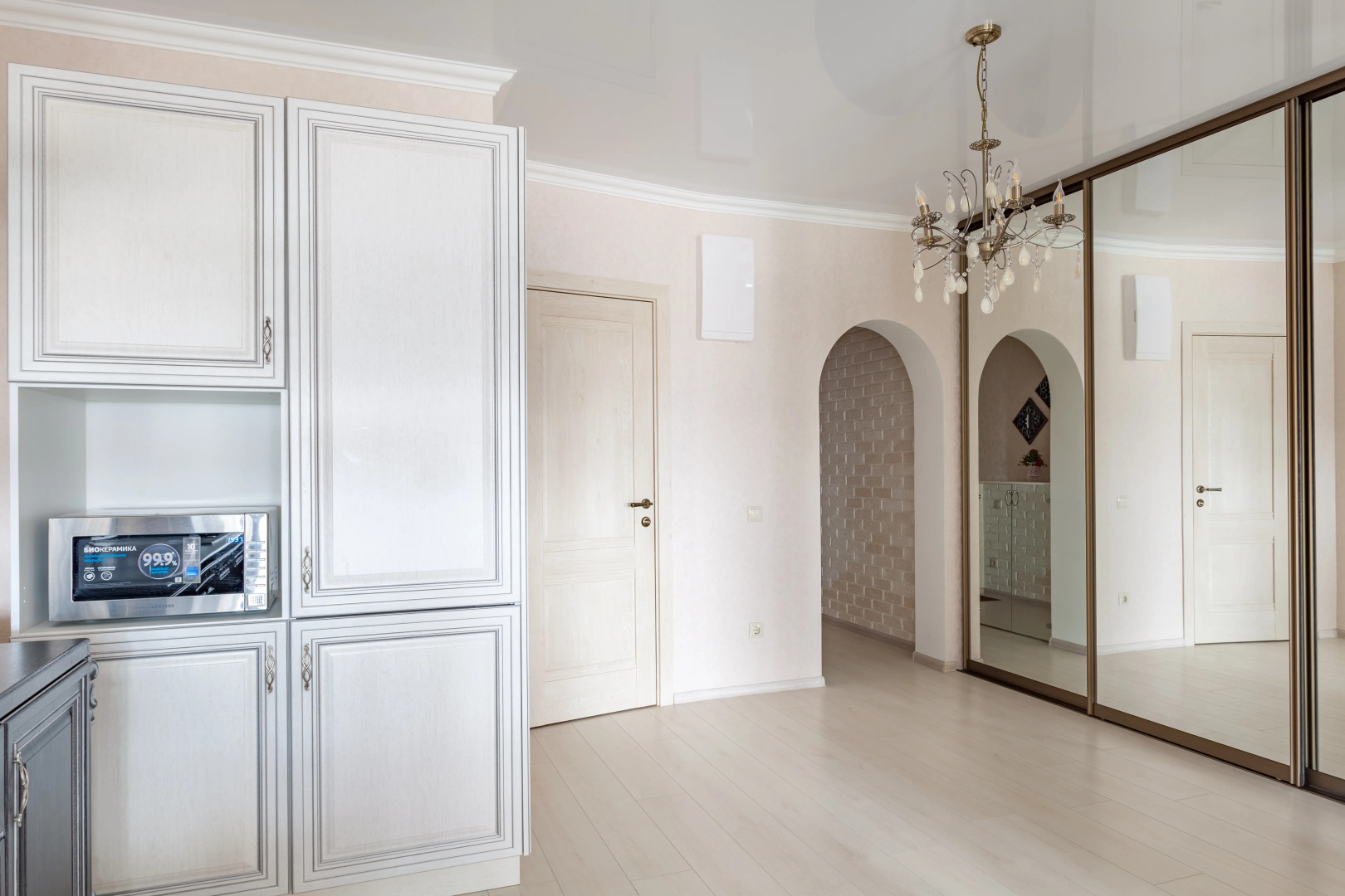 Трёхкомнатная квартира на набережной реки Волга Центр, Новый дом - бесконтактное заселение 24/7