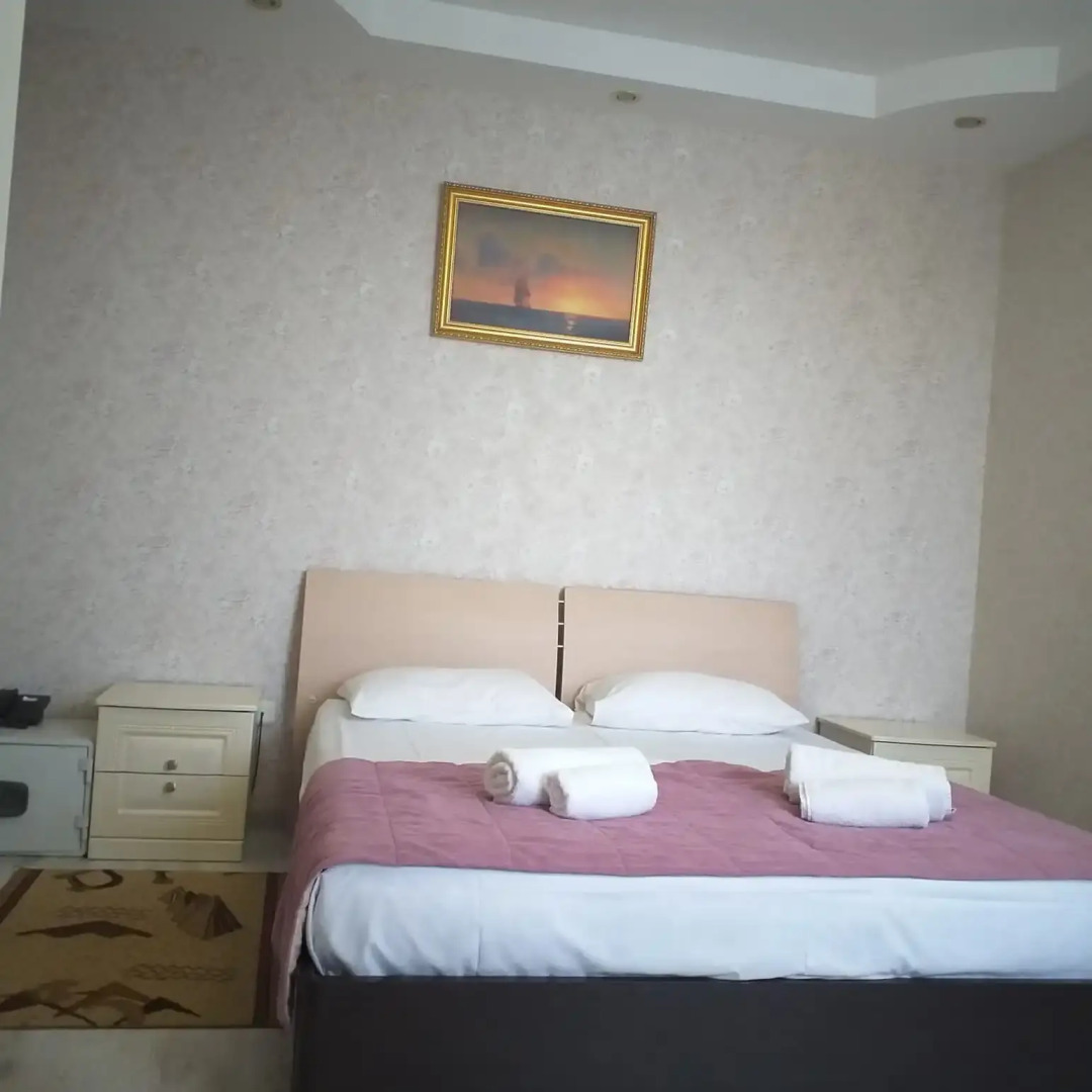 Отель Меркурий и К