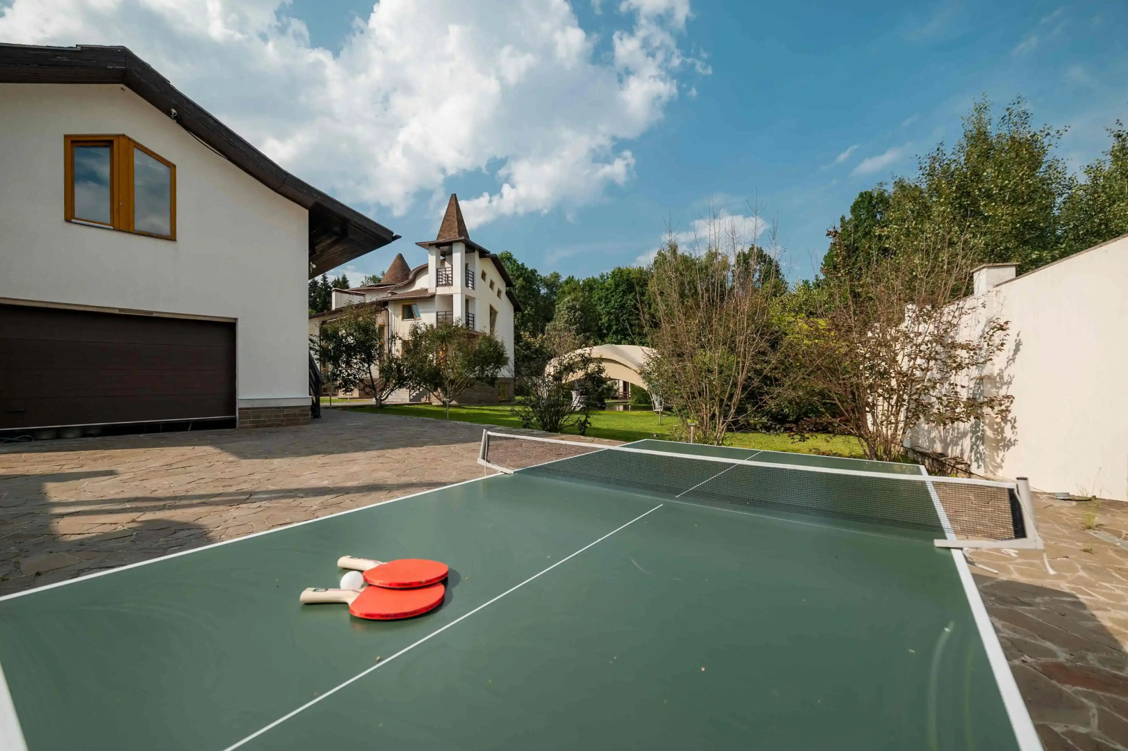 Частный дом Шато Снегири