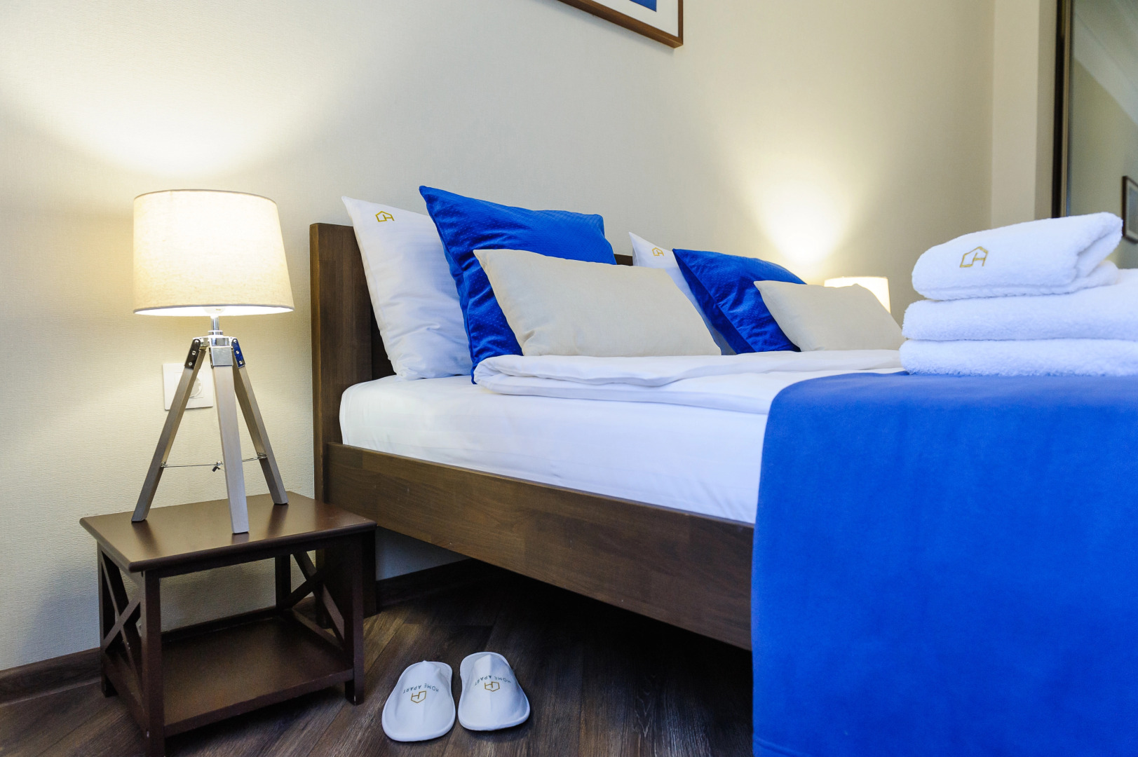 Апартаменты 2-комнатные HomeApart пр-т Независимости, 39