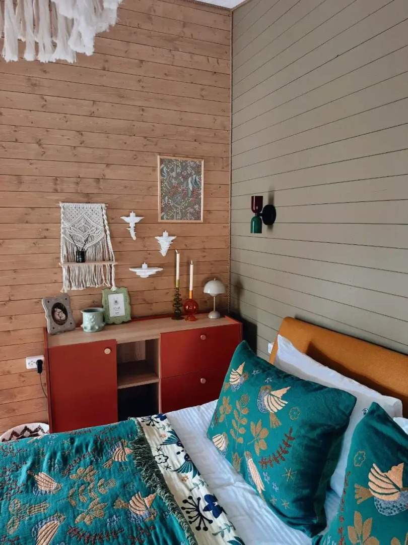 Частный дом Тишина в горах с горячей купелью на берегу живописной реки