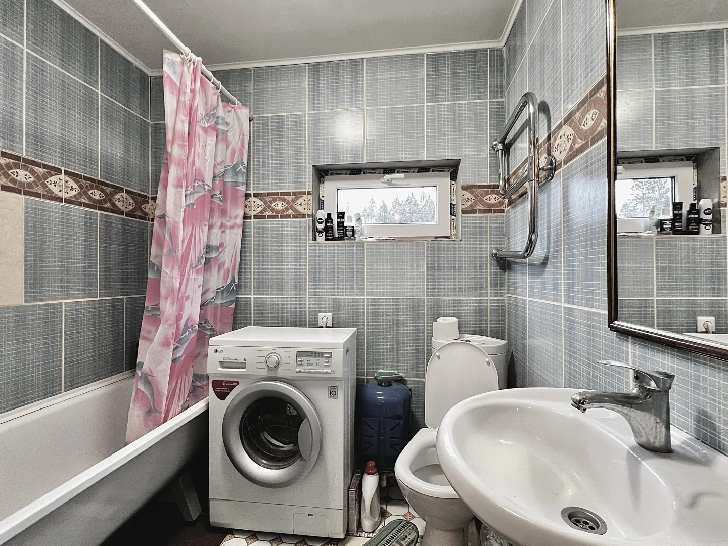 Гостевой дом Загородный дом с русской печкой на опушке леса