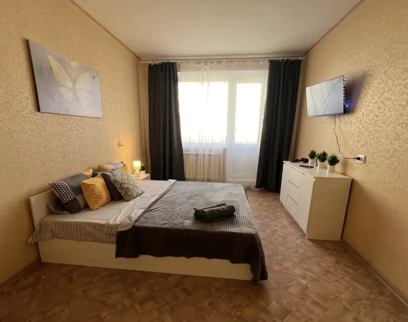 Апартаменты Юности 37